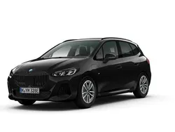Svart Begagnad 2023 BMW 230e Active Tourer M Sport Minibuss | 529 000 kr (Dyr)