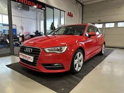 Röd Begagnad 2014 Audi A3 Sportback Ambition Halvkombi | 119 900 kr