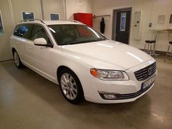 Vit Begagnad 2014 Volvo V70 Summum Kombi | 128 000 kr (Lite dyr)