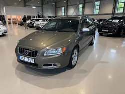 Grön Begagnad 2010 Volvo V70 Summum Kombi | 129 900 kr (Dyr)