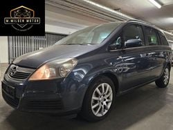 Grå Begagnad 2007 Opel Zafira Minibuss | 54 900 kr