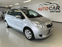 Silver Begagnad 2006 Toyota Yaris Halvkombi | 34 900 kr (Marknadspris)