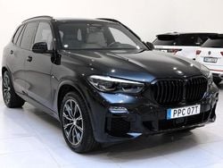 Svart Begagnad 2019 BMW X5 M Sport SUV | 529 900 kr