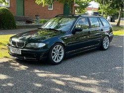 Grön Begagnad 2002 BMW 330 Kombi | 52 000 kr (Dyr)