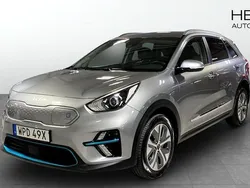 Grå (grey) Begagnad 2022 Kia e-Niro 2 SUV | 279 900 kr (Marknadspris)