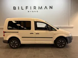 Vit Begagnad 2010 VW Caddy Minibuss | 59 900 kr (Marknadspris)