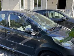 Grå Begagnad 2009 Peugeot 107 Halvkombi | 24 000 kr (Bra pris)
