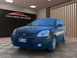 Svart Begagnad 2008 Kia Rio 4 Halvkombi | 49 900 kr (Marknadspris)