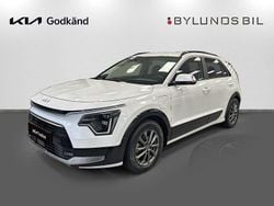 Vit Begagnad 2024 Kia Niro Advance SUV | 379 000 kr (Dyr)