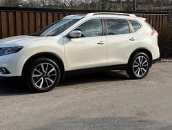 Vit Begagnad 2015 Nissan X-Trail SUV | 119 900 kr (Marknadspris)