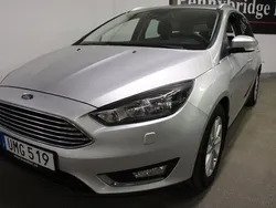Grå Begagnad 2016 Ford Focus Titanium Kombi | 88 900 kr (Marknadspris)