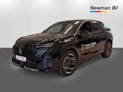 Svart Begagnad 2024 Peugeot e-3008 GT SUV | 499 700 kr (Bra pris)