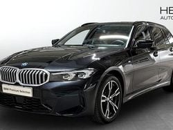 Svart Begagnad 2025 BMW 330 M Sport Kombi | 524 700 kr