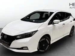 Vit (white) Begagnad 2023 Nissan Leaf N-Connecta Halvkombi | 204 900 kr (Marknadspris)
