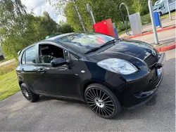 Svart Begagnad 2006 Toyota Yaris Halvkombi | 37 500 kr (Dyr)
