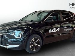 Svart (black) Begagnad 2025 Kia Niro Advance SUV | 461 400 kr (Dyr)