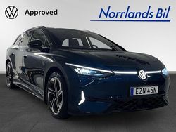 Blå (aquamarine blue metallic) Begagnad 2025 VW ID.7 GTX Sedan | 629 900 kr (Marknadspris)