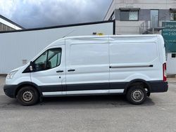 Vit Begagnad 2019 Ford Transit Van | 84 200 kr