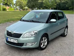 Grön Begagnad 2011 Skoda Fabia Elegance Halvkombi | 27 500 kr (Bra pris)