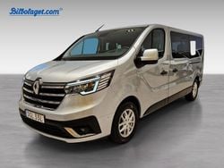 Silver Begagnad 2022 Renault Trafic Minibuss | 330 900 kr (Marknadspris)
