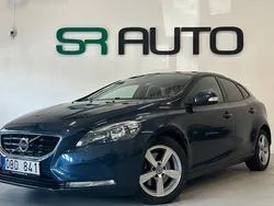Blå Begagnad 2013 Volvo V40 Kombi | 119 900 kr (Marknadspris)