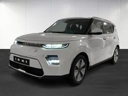 Vit Begagnad 2023 Kia Soul EV 2 SUV | 504 800 kr