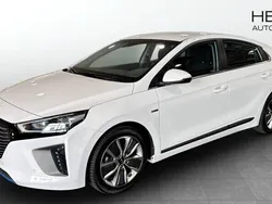 Vit (white) Begagnad 2016 Hyundai Ioniq Sedan | 169 900 kr (Marknadspris)