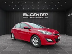 Röd Begagnad 2013 Hyundai i30 Halvkombi | 99 900 kr (Lite dyr)