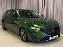 Grön Begagnad 2022 Peugeot 308 Active Halvkombi | 179 900 kr (Marknadspris)