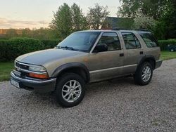 Grå Begagnad 2001 Chevrolet Blazer SUV | 34 000 kr