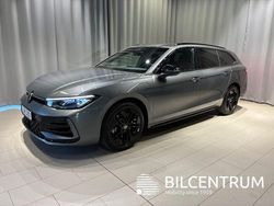 Mörkgrå (grå) Begagnad 2025 VW Passat R-line Kombi | 499 900 kr