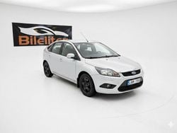 Grå Begagnad 2010 Ford Focus Platinum Halvkombi | 32 900 kr (Bra pris)