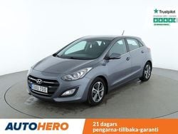 Grå Begagnad 2015 Hyundai i30 Comfort Halvkombi | 104 000 kr (Marknadspris)