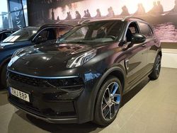 Svart Begagnad 2023 Lynk & Co 01 SUV | 299 000 kr (Marknadspris)
