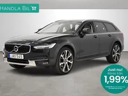 Mörkblå Begagnad 2018 Volvo V90 CC Momentum Kombi | 329 900 kr (Dyr)