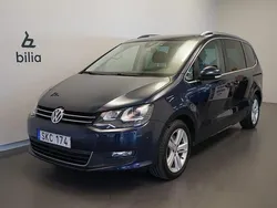 Mörkblå Begagnad 2017 VW Sharan Minibuss | 199 500 kr (Marknadspris)