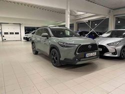 Grön Begagnad 2022 Toyota Corolla Cross SUV | 339 900 kr