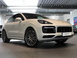 Ljusbrun Begagnad 2022 Porsche Cayenne SUV | 975 000 kr (Dyr)