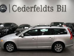 Ljusgrå Begagnad 2011 Volvo V70 Momentum Kombi | 149 900 kr (Lite dyr)