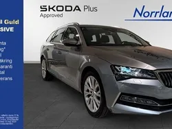 Grå (business grey metallic) Begagnad 2021 Skoda Superb Kombi | 319 000 kr (Bra pris)