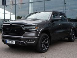 Grå Begagnad 2022 Dodge Ram Limited Pickup | 839 000 kr (Dyr)