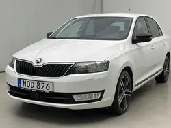 Vit Begagnad 2016 Skoda Rapid Comfort | 94 800 kr