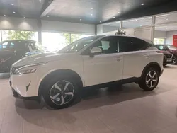 Vit Begagnad 2023 Nissan Qashqai N-Connecta SUV | 329 900 kr (Lite dyr)