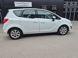 Vit Begagnad 2013 Opel Meriva Minibuss | 79 000 kr (Marknadspris)