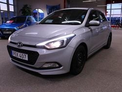Silver Begagnad 2016 Hyundai i20 Halvkombi | 89 000 kr (Marknadspris)