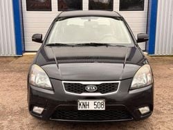 Svart Begagnad 2009 Kia Rio 4 Halvkombi | 21 000 kr (Bra pris)