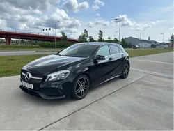 Svart Begagnad 2018 Mercedes A180 Style Halvkombi | 140 000 kr (Bra pris)