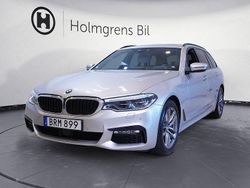 Ljusgrå Begagnad 2017 BMW 530 M Sport Kombi | 329 900 kr (Dyr)