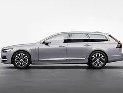 Silver Ny 2024 Volvo V90 Core Kombi | 507 000 kr (Bra pris)