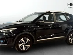 Svart (black) Begagnad 2022 MG ZS Comfort Sedan | 234 900 kr (Superpris)